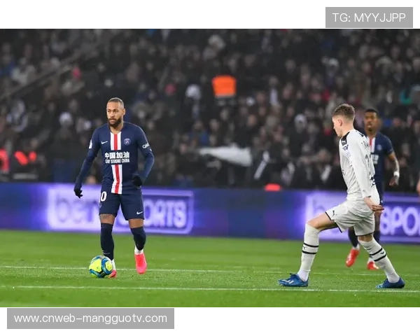 巴黎圣日耳曼球迷会抗议赛程密集，健康成焦点